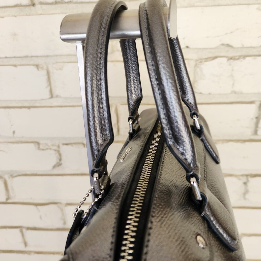 Like New Coach Mini Bennett Silver Metallic Leather Shoulder Bag Purse - Picture 8 of 14